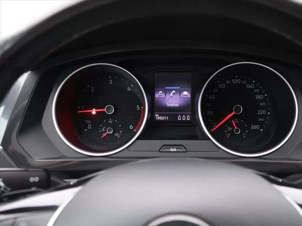 Volkswagen Tiguan 2,0 TDI 110kW DSG Navi Tažné - foto 16