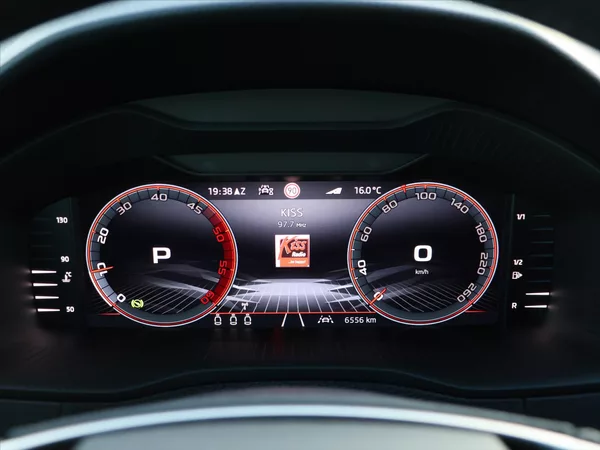 Škoda Karoq 2,0 TDI 4x4 DSG Sportline DPH - foto 20