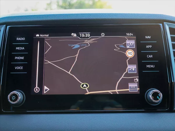 Škoda Karoq 2,0 TDI 4x4 DSG Sportline DPH - foto 28