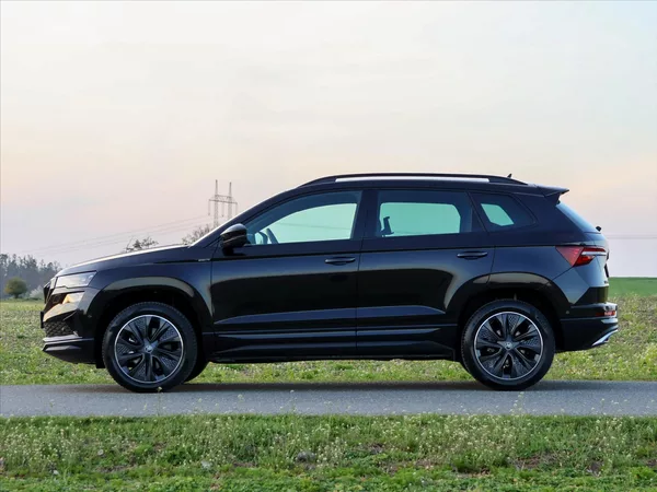 Škoda Karoq 2,0 TDI 4x4 DSG Sportline DPH - foto 4