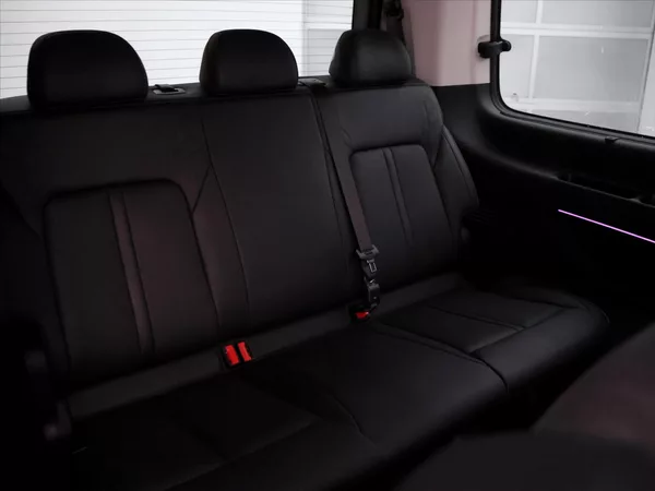 Hyundai Staria 2,2 CRDi 130kW Luxury 4x4 AUT - foto 15