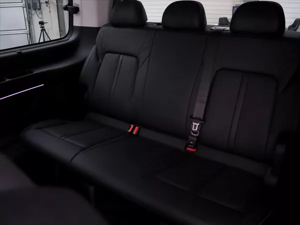 Hyundai Staria 2,2 CRDi 130kW Luxury 4x4 AUT - foto 17