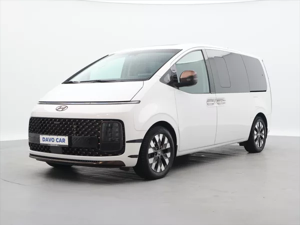 Hyundai Staria 2,2 CRDi 130kW Luxury 4x4 AUT - foto 3