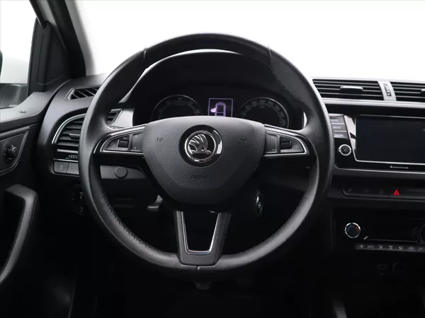 Škoda Fabia 1,0 TSI Style CZ - foto 15