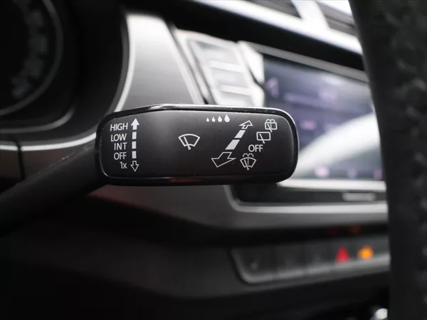 Škoda Fabia 1,0 TSI Style CZ - foto 18