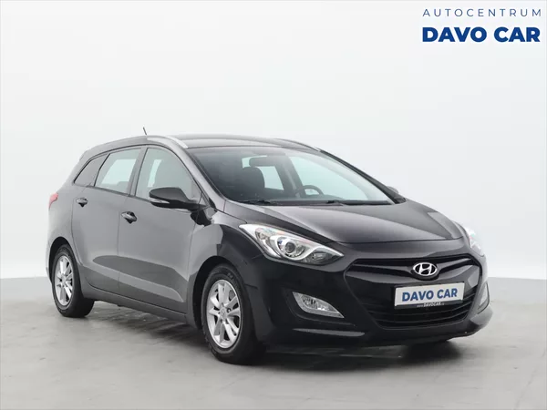 Hyundai i30 1,6 CRDi 81kW Trikolor