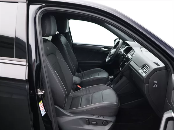 Volkswagen Tiguan Allspace 2,0 TDI R-line 4Motion DSG DPH - foto 11