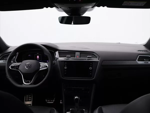 Volkswagen Tiguan Allspace 2,0 TDI R-line 4Motion DSG DPH - foto 24