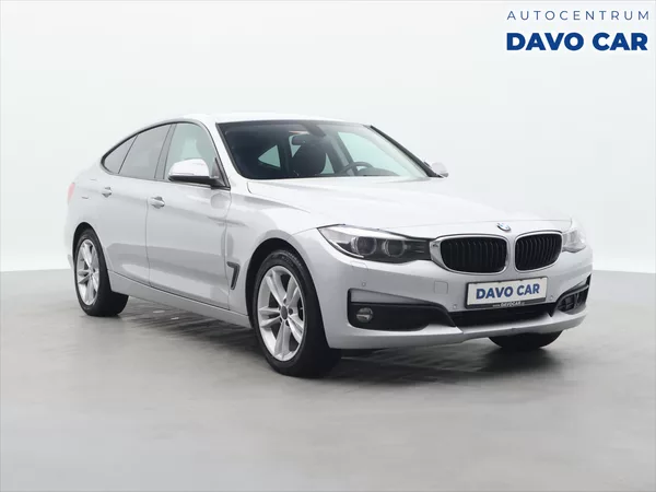 BMW Řada 3 2,0 320d 140kW xDrive CZ Sport