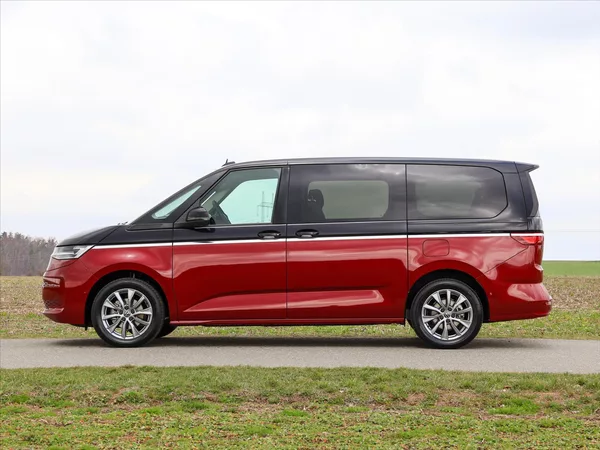 Volkswagen Multivan 2.0 TDI DSG Long Style 7-Míst - foto 4
