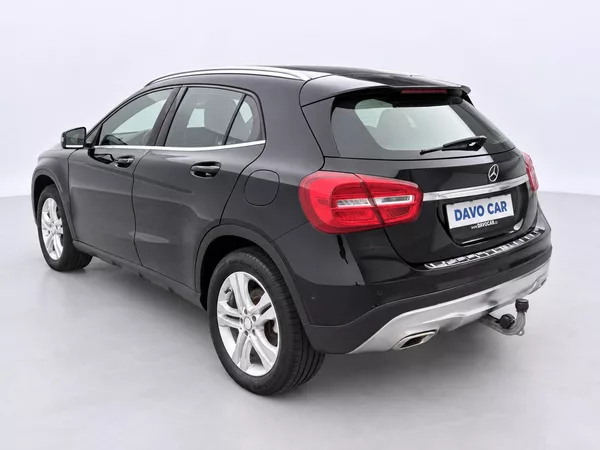 Mercedes-Benz GLA 1,6 180 90 kw Bi-Xenon Navi - foto 5
