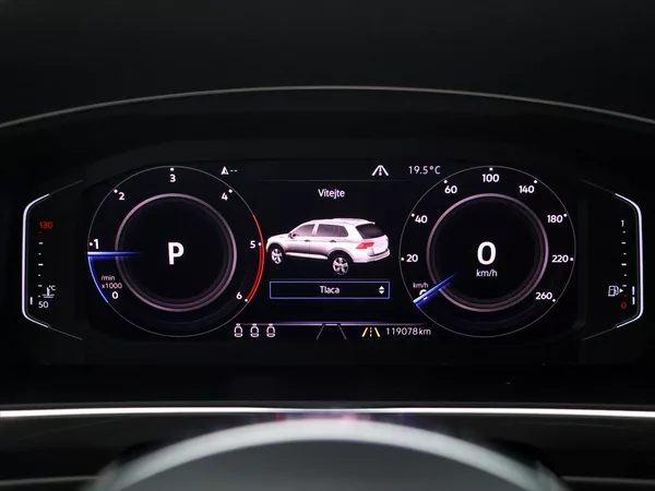 Volkswagen Tiguan 2,0 TDI 140kW 4M DSG R-Line CZ - foto 20