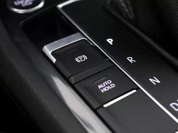 Volkswagen Tiguan 2,0 TDI 140kW 4M DSG R-Line CZ - foto 34