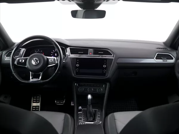 Volkswagen Tiguan 2,0 TDI 140kW 4M DSG R-Line CZ - foto 38