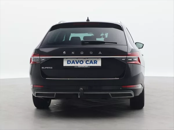 Škoda Superb 2.0 TDI 110kW Style DSG - foto 6