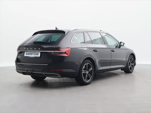 Škoda Superb 2.0 TDI 110kW Style DSG - foto 7