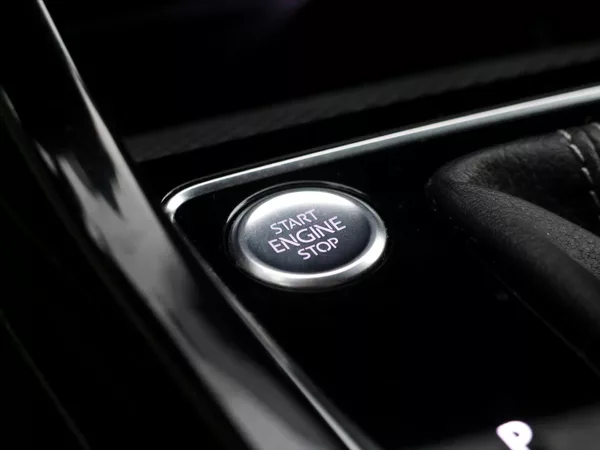 Volkswagen Touran 2,0 TDI 110kW R-Line DSG CZ - foto 30