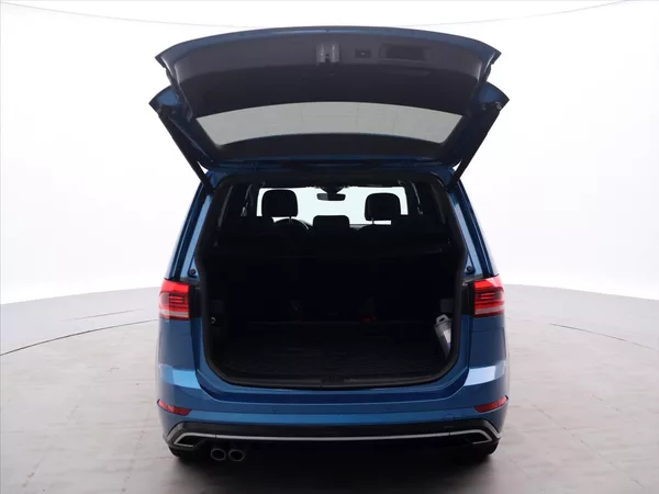 Volkswagen Touran 2,0 TDI 110kW R-Line DSG CZ - foto 9