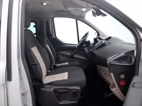 Ford Tourneo Custom 2,2 TDCI 114kW TITANIUM CZ 8Mí - foto 12