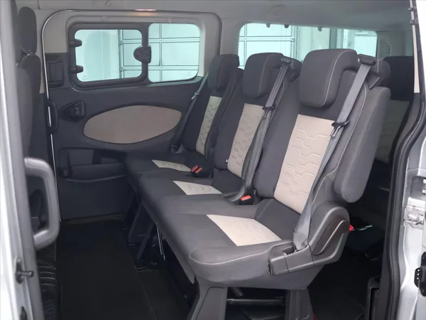 Ford Tourneo Custom 2,2 TDCI 114kW TITANIUM CZ 8Mí - foto 15
