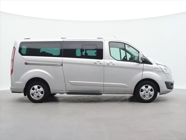 Ford Tourneo Custom 2,2 TDCI 114kW TITANIUM CZ 8Mí - foto 8
