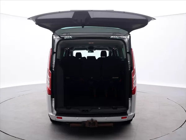 Ford Tourneo Custom 2,2 TDCI 114kW TITANIUM CZ 8Mí - foto 9