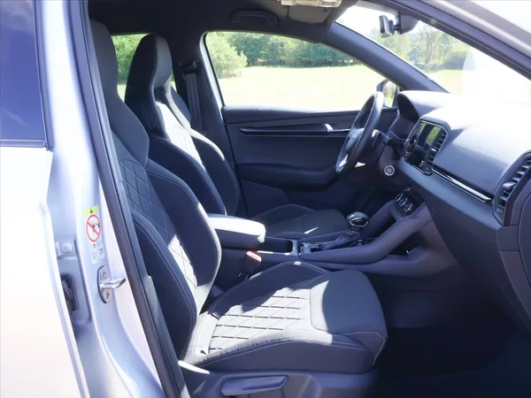 Škoda Karoq 2,0 TDI Sportline 4x4 DSG - foto 14