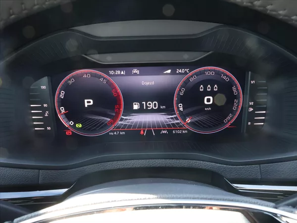 Škoda Karoq 2,0 TDI Sportline 4x4 DSG - foto 20