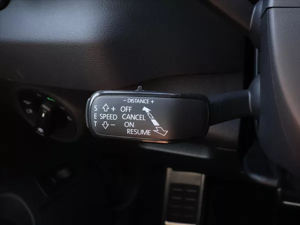 Škoda Karoq 2,0 TDI Sportline 4x4 DSG - foto 22