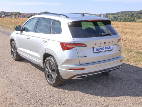 Škoda Karoq 2,0 TDI Sportline 4x4 DSG - foto 6