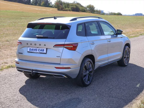 Škoda Karoq 2,0 TDI Sportline 4x4 DSG - foto 8