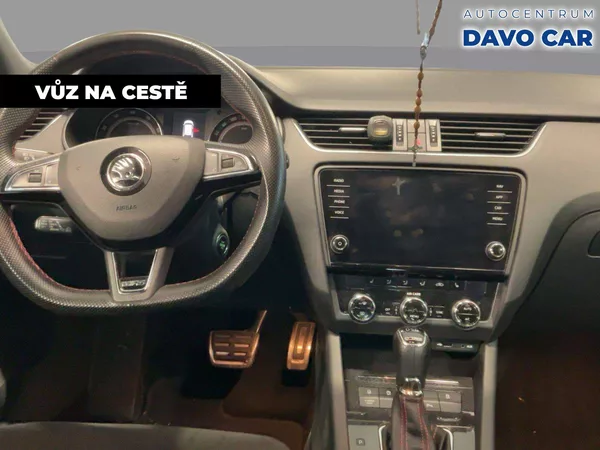 Škoda Octavia RS 2,0 TSI 169kW DSG 1.Maj. - foto 4