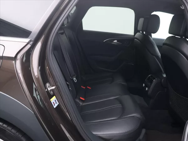 Audi A6 Allroad 3.0 TDI 230kW Quattro S-tronic - foto 13