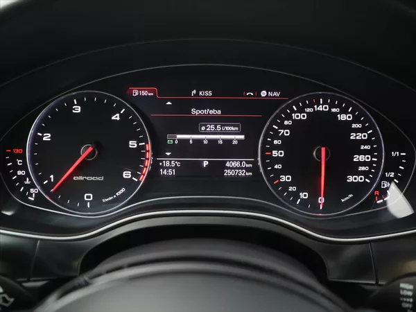 Audi A6 Allroad 3.0 TDI 230kW Quattro S-tronic - foto 16