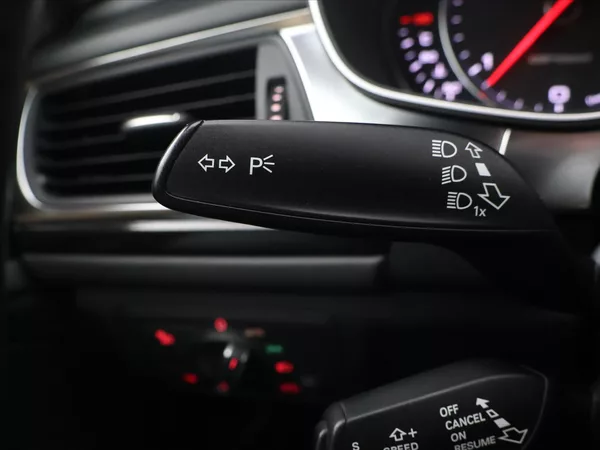 Audi A6 Allroad 3.0 TDI 230kW Quattro S-tronic - foto 17