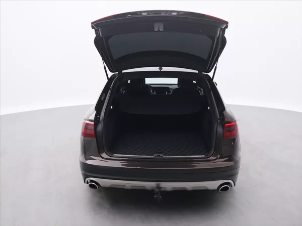 Audi A6 Allroad 3.0 TDI 230kW Quattro S-tronic - foto 9