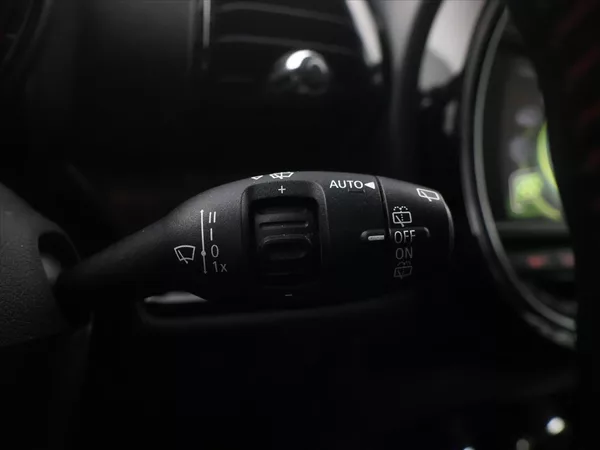 Mini Clubman 2,0 JCW ALL4 170kW H&K Aut - foto 17