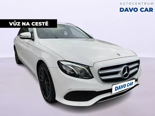 Mercedes-Benz Třídy E 2,0 200 135kW 4Matic Avantgard - foto 4