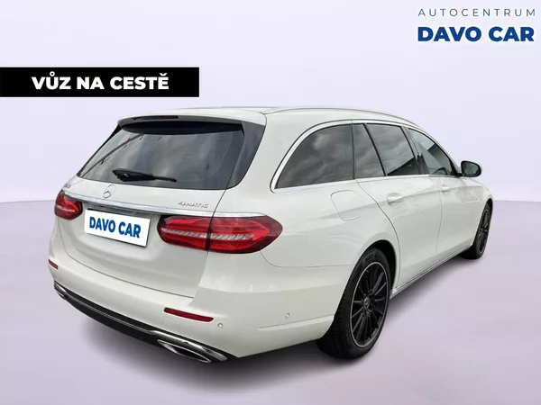 Mercedes-Benz Třídy E 2,0 200 135kW 4Matic Avantgard - foto 5