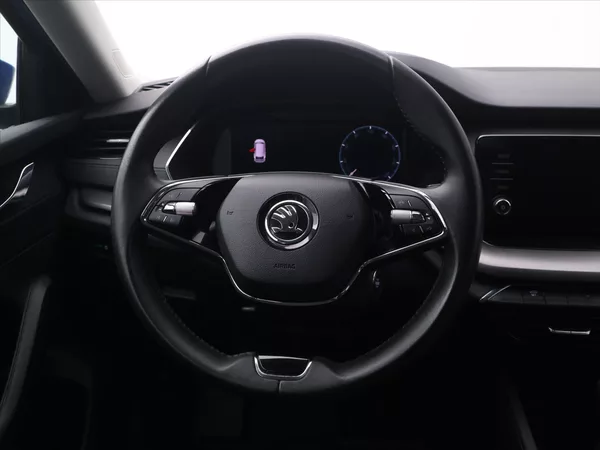 Škoda Octavia 2,0 TDI 85kW Ambition CZ DPH - foto 14