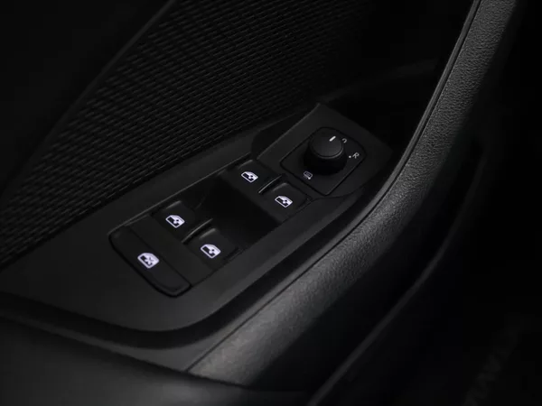 Škoda Octavia 2,0 TDI 85kW Ambition CZ DPH - foto 18