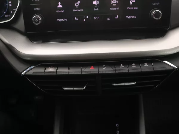 Škoda Octavia 2,0 TDI 85kW Ambition CZ DPH - foto 21