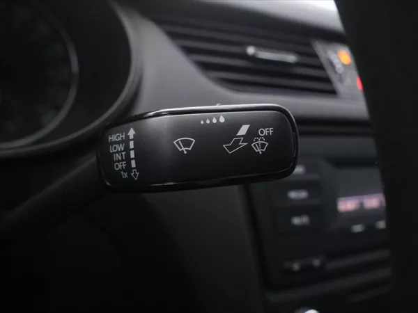 Škoda Octavia 1,6 TDI 77 kW Active CZ - foto 19
