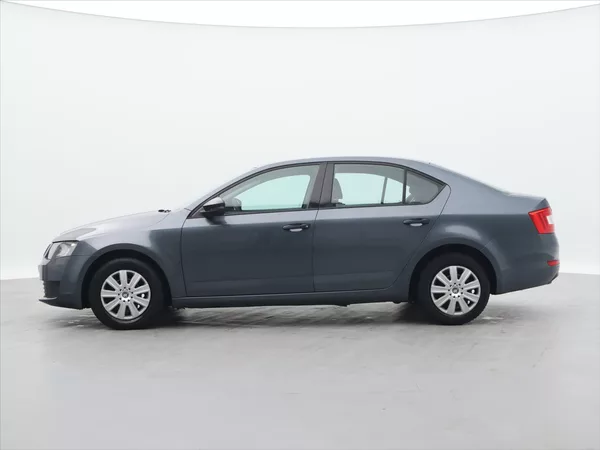 Škoda Octavia 1,6 TDI 77 kW Active CZ - foto 4