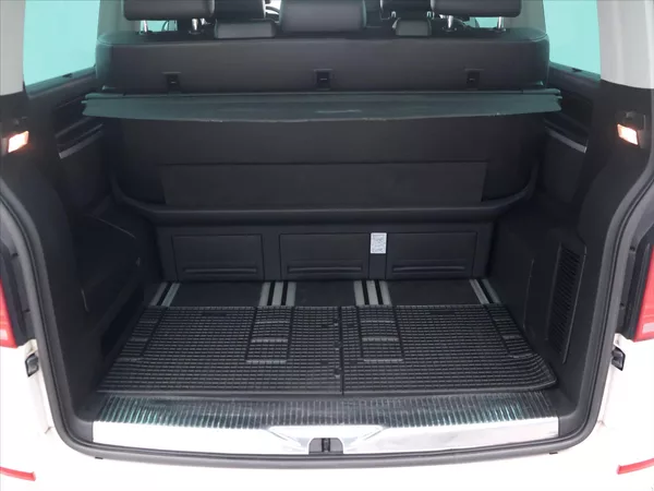 Volkswagen Multivan 2,0 TDI 150kW Highline DSG 4x4 - foto 10