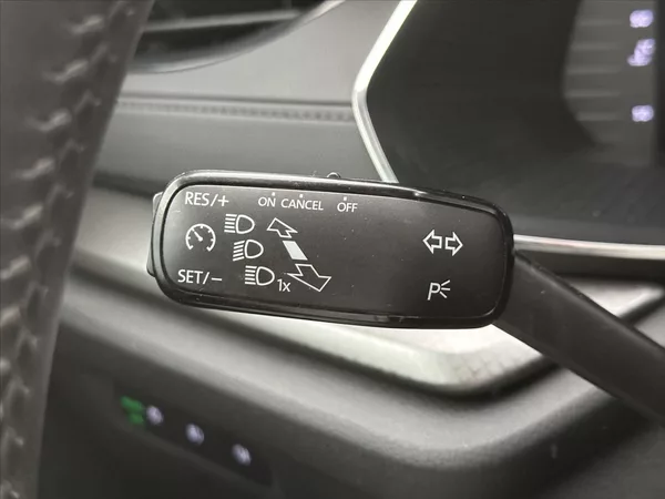 Škoda Octavia 2,0 TDI 85kW Ambition CZ DPH - foto 18