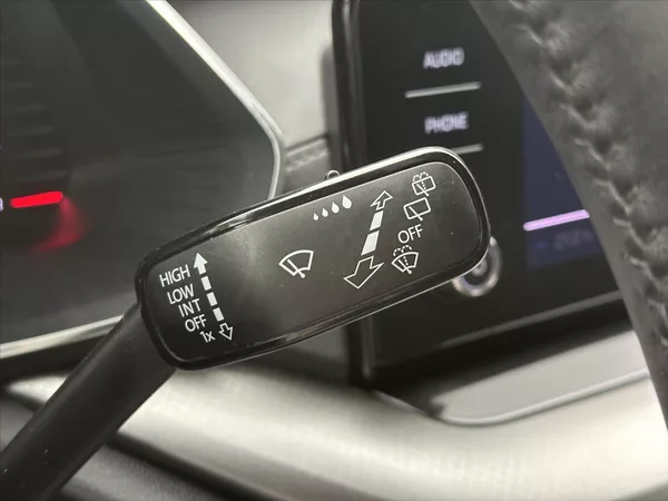 Škoda Octavia 2,0 TDI 85kW Ambition CZ DPH - foto 19