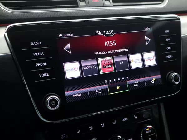 Škoda Superb 2,0 TDI 110kW Style DSG LED CZ - foto 24