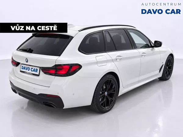 BMW Řada 5 3,0 530d 210kW xDrive CZ DPH - foto 5