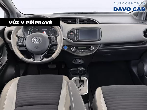 Toyota Yaris 1,5 e-CVT 54kW Selection CZ DP - foto 3